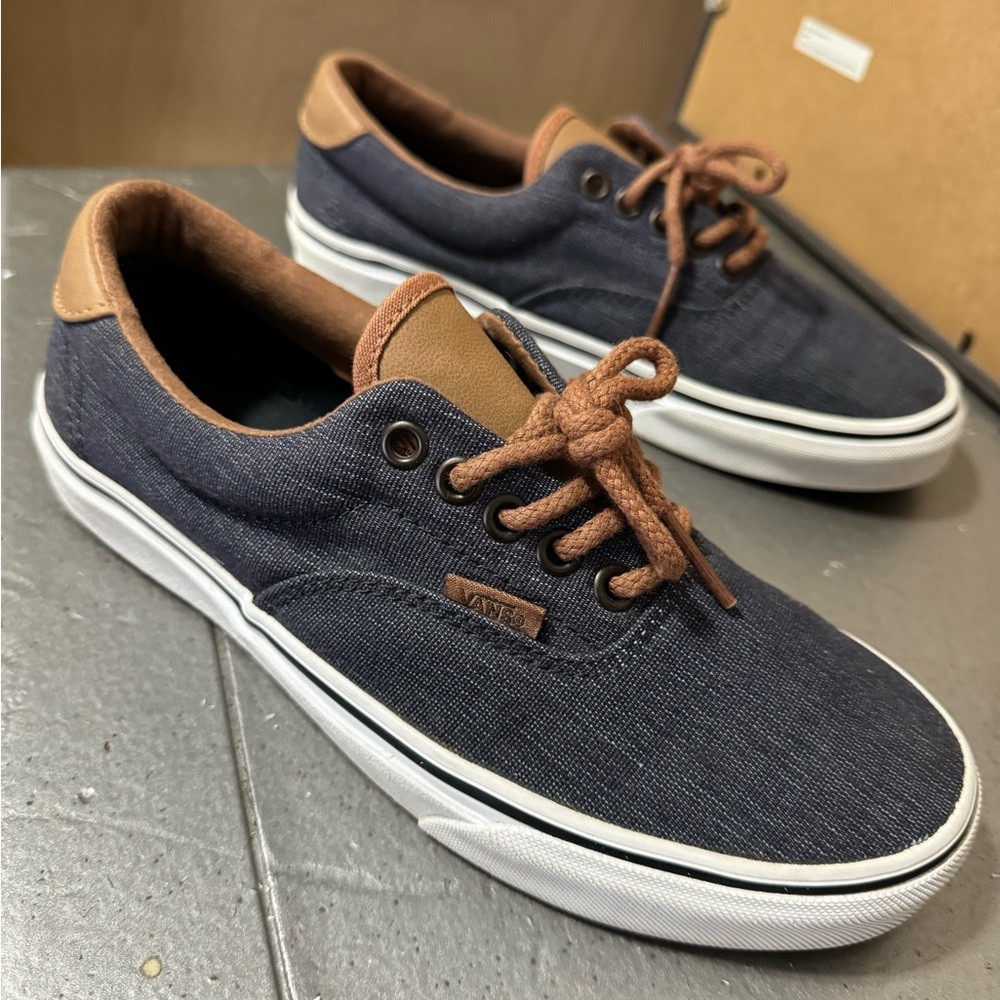Vans Classic Sixe 7M 8.5W Excellent Condition